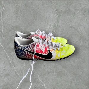 Nike Mercurial Vapor 13 Academy Neymar Jr TF 'Jogo Prismatico' Shoes